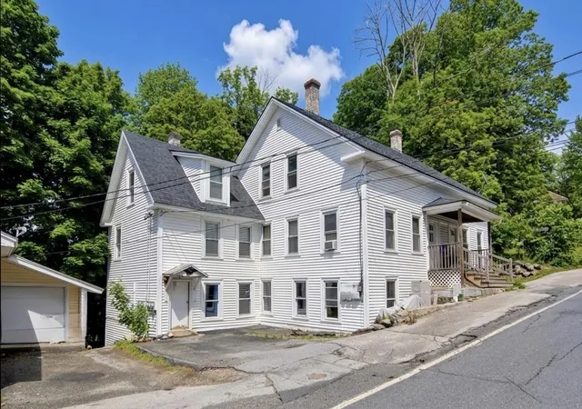 2nd image of 44 Bridge St, Hillsborough, NH 03244 | MLS# 5101513
