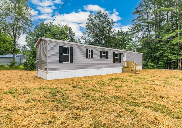 Photo 1 of Single family home for sale at 26 East Rd, North Berwick, ME 03906 | MLS# 5101514 | Listing updated on 2026-10-07
