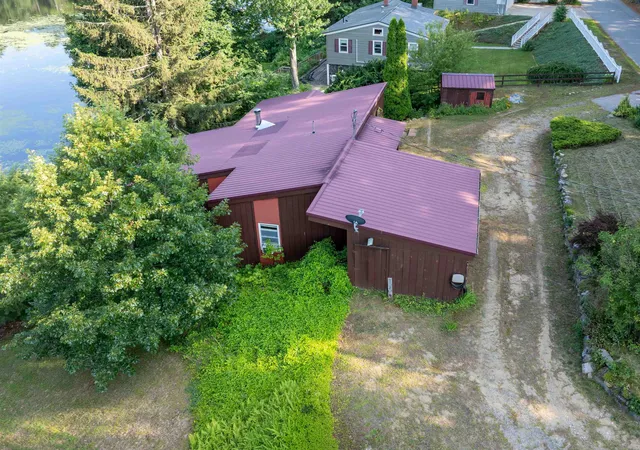 Photo 4 of Single family home for sale at 15 Fort Hill Rd, Nottingham, NH 03290 | MLS# 5101531 | Listing updated on 2026-10-07