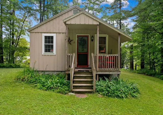 Photo 3 of Single family home for sale at 15 Shore Rd, Milton, VT 05468 | MLS# 5101532 | Listing updated on 2026-07-27
