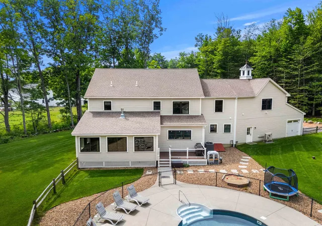 Photo 4 of Sale Pending at 40 Province Rd, Strafford, NH 03884 | MLS# 5101554 | Listing updated on 2026-07-30
