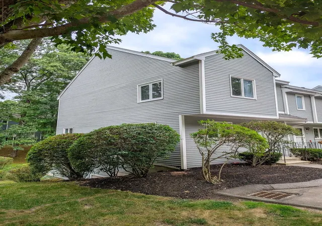 4th image of 50 Merrimack Dr #48, Merrimack, NH 03054 | MLS# 5101556