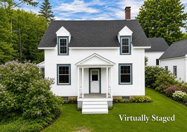 Photo 1 of Single family home for sale at 10 Mountain Rd, South Tamworth, NH 03883 | MLS# 5101565 | Listing updated on 2026-09-18