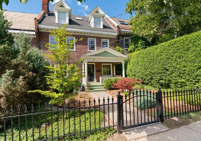 Photo 1 of Single family home for sale at 274 College St, Burlington, VT 05401 | MLS# 5101577 | Listing updated on 2026-08-31