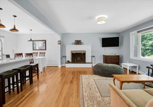 Photo 2 of Single family home for sale at 8 Deborah Dr, South Burlington, VT 05403 | MLS# 5101591 | Listing updated on 2026-08-31