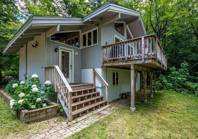 1st image of 26 Graz Pl, Glen, NH 03838 | MLS# 5101594