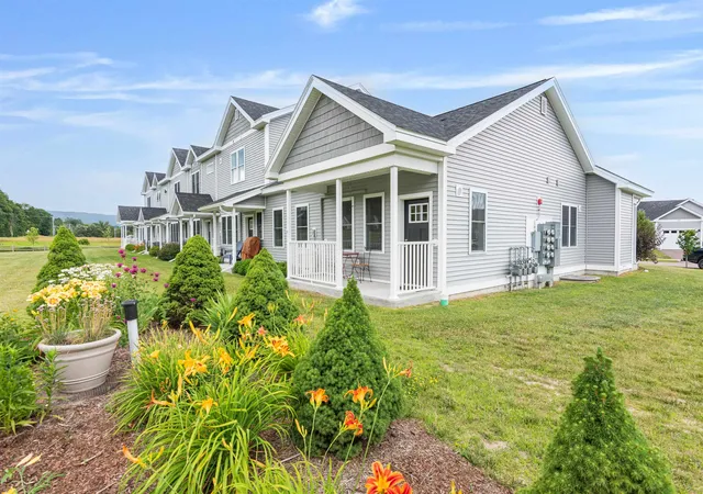 Photo 4 of Condo for sale at 13 Clover Ln, Hinesburg, VT 05461 | MLS# 5101598 | Listing updated on 2026-09-02