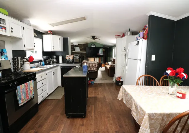 Photo 3 of Manufactured home for sale at 677 Rabbit Hollow Rd, Northfield, VT 05663 | MLS# 5101599 | Listing updated on 2026-08-21