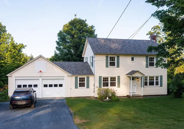 Photo 2 of Single family home for sale at 56 Park Laughton Rd, Dummerston, VT 05346 | MLS# 5101601 | Listing updated on 2026-08-26