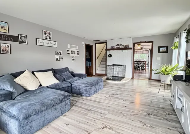 Photo 3 of Single family home for sale at 340 Pleasant St, Saint Johnsbury, VT 05819 | MLS# 5101605 | Listing updated on 2026-09-07