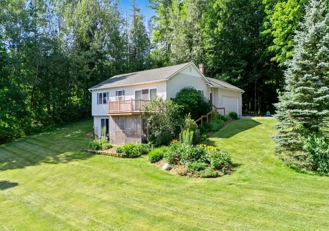 Photo 2 of Single family home for sale at 159 Brookes St, Newport, VT 05855 | MLS# 5101614 | Listing updated on 2026-07-27