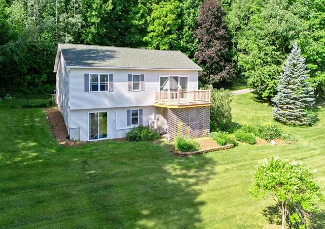 Photo 3 of Single family home for sale at 159 Brookes St, Newport, VT 05855 | MLS# 5101614 | Listing updated on 2026-07-27