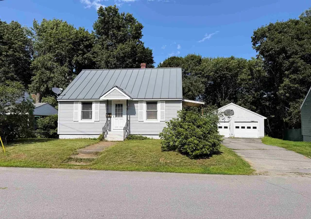 Photo 1 of Single family home for sale at 112 Merrill St, Springfield, VT 05156 | MLS# 5101637 | Listing updated on 2026-08-31