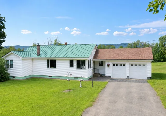Photo 3 of Single family home for sale at 29 Baker Rd, Springfield, VT 05156 | MLS# 5101642 | Listing updated on 2026-07-29