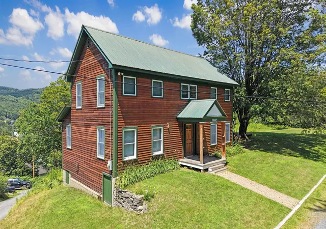 Photo 1 of Single family home for sale at 87 Grinka Farm Dr, Readsboro, VT 05350 | MLS# 5101666 | Listing updated on 2026-07-24