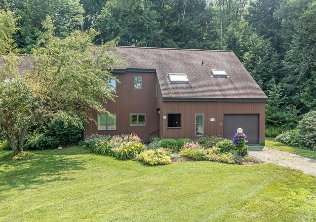 Photo 4 of Condo for sale at 354 Stonybrook Rd #24, Stowe, VT 05672 | MLS# 5101677 | Listing updated on 2026-07-24