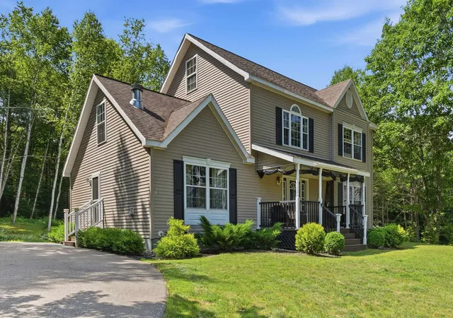 3rd image of 15 Silver Dawn Rd, Campton, NH 03223 | MLS# 5101708