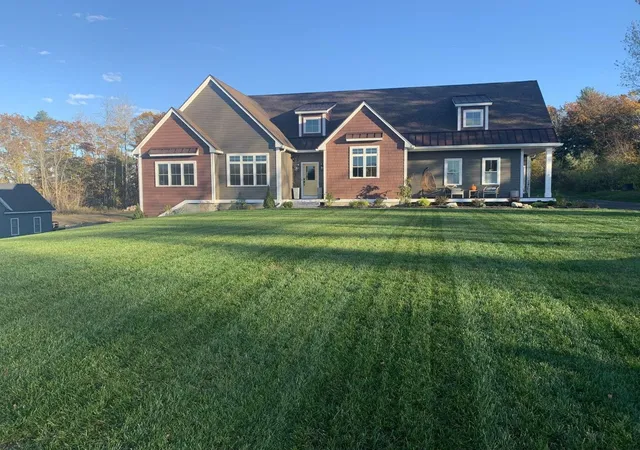 Photo 1 of Sale Pending at 3 Labrador Ln, Hampstead, NH 03841 | MLS# 5101753 | Listing updated on 2026-08-18