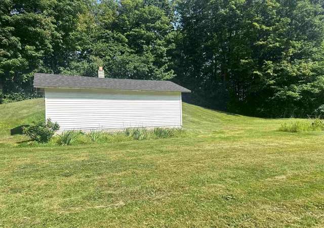 Photo 4 of Single family home for sale at 738 74E Rte, Shoreham, VT 05770 | MLS# 5101755 | Listing updated on 2026-07-29