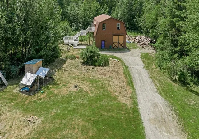 Photo 3 of Multi family home for sale at 371-373 East Mountain Rd, Newport, NH 03773 | MLS# 5101793 | Listing updated on 2026-10-02