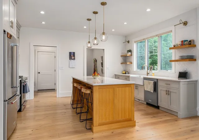 Photo 4 of Single family home for sale at 283 Middle Rd, Dover, NH 03820 | MLS# 5101808 | Listing updated on 2026-09-18