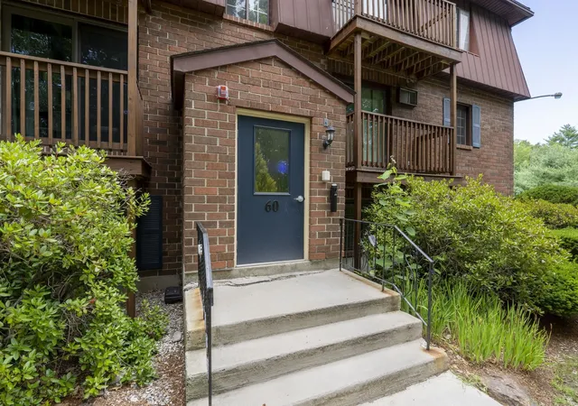 Condo for sale at 60 Old Hackett Hill Rd #2H, Manchester, NH 03102 | MLS# 5101816
