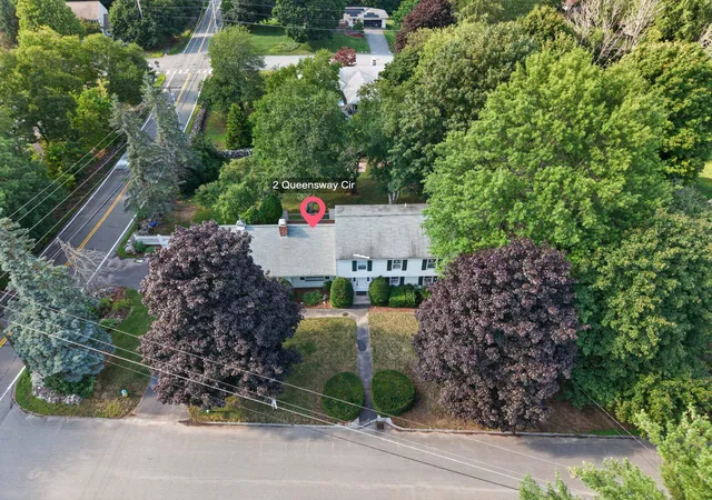 Photo 2 of Sale Pending at 2 Queensway Cir, Nashua, NH 03062 | MLS# 5101819 | Listing updated on 2026-09-14