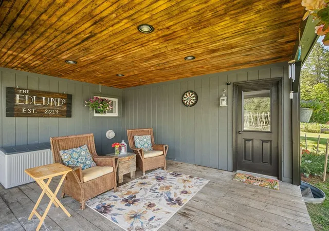 Photo 3 of Single family home for sale at 1290 Beaver Meadow Rd, Roxbury, VT 05669 | MLS# 5101827 | Listing updated on 2026-09-15