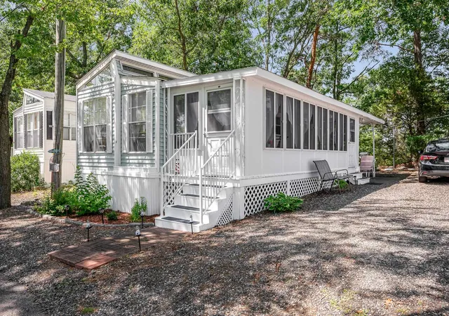 1st image of 308 Route 286 Unit #10 Route #Unit 10, Seabrook, NH 03874 | MLS# 5101830