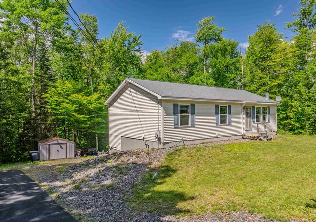 Photo 3 of Single family home for sale at 159 James St, Bethlehem, NH 03574 | MLS# 5101840 | Listing updated on 2026-07-30