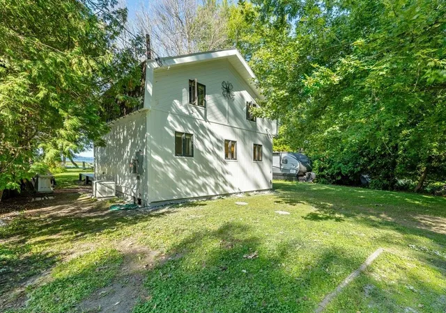 Photo 2 of Single family home for sale at 81 Mud Point South, Alburgh, VT 05440 | MLS# 5101851 | Listing updated on 2026-08-25