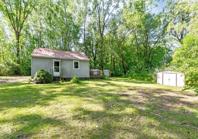 Photo 2 of Single family home for sale at 2322 West Shore Rd, Alburgh, VT 05440 | MLS# 5101865 | Listing updated on 2026-08-17