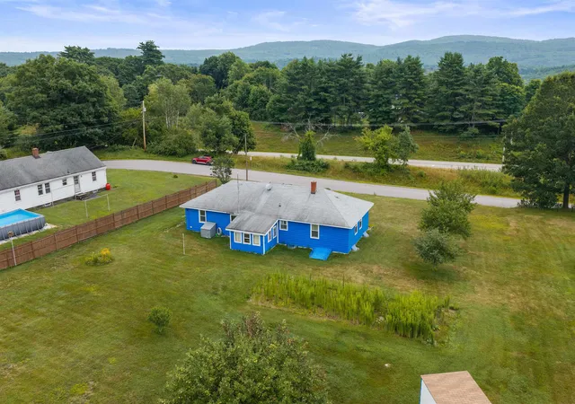 1st image of 12 Norris Rd, Pittsfield, NH 03263 | MLS# 5101870