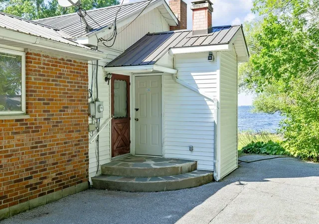Photo 3 of Single family home for sale at 412 North Shore Rd, Isle La Motte, VT 05463 | MLS# 5101879 | Listing updated on 2026-08-04