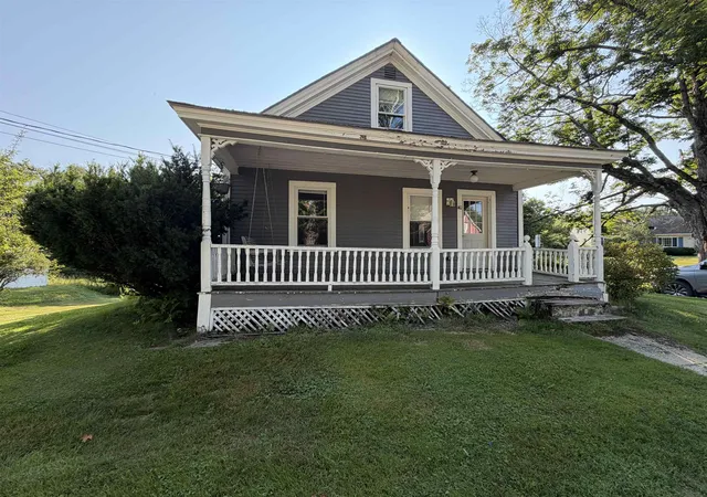Photo 2 of Single family home for sale at 40 South St, Troy, NH 03465 | MLS# 5101888 | Listing updated on 2026-08-25