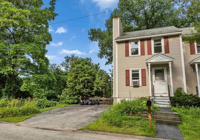 Photo 4 of Condo for sale at 44 Emerald St, Manchester, NH 03103 | MLS# 5101892 | Listing updated on 2026-09-14