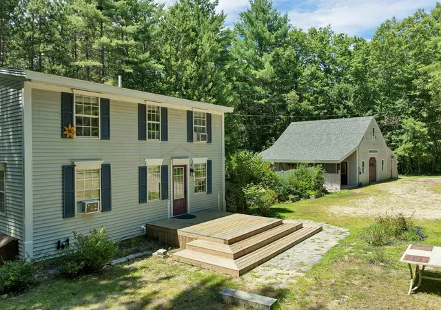 Photo 2 of Single family home for sale at 185 Green Mountain Rd, Effingham, NH 03882 | MLS# 5101894 | Listing updated on 2026-09-16