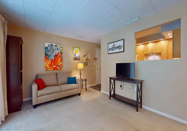 Photo 4 of Condo for sale at 100 Kennedy Dr #4, South Burlington, VT 05403 | MLS# 5101901 | Listing updated on 2026-08-21