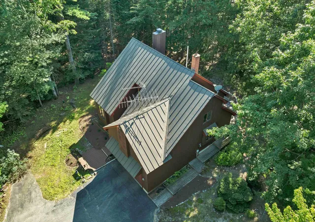 Photo 4 of Single family home for sale at 56 Pine Ridge Rd, Sunapee, NH 03782 | MLS# 5101904 | Listing updated on 2026-09-10