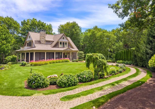 Photo 3 of Sale Pending at 6 Pebble Cvs, Cape Neddick, ME 03902 | MLS# 5101921 | Listing updated on 2026-09-08
