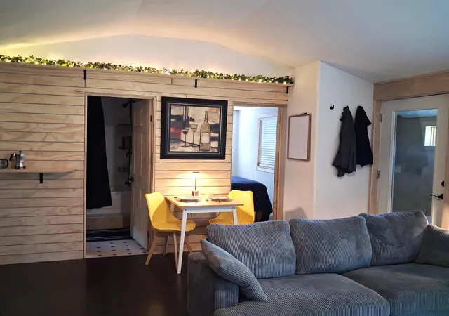 Photo 4 of Single family home for sale at 572 Roberts Rd, Springfield, VT 05156 | MLS# 5101922 | Listing updated on 2026-09-16
