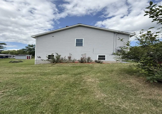 Photo 3 of Sale Pending at 149 Rogers Rd, Middlebury, VT 05753 | MLS# 5101940 | Listing updated on 2026-08-24