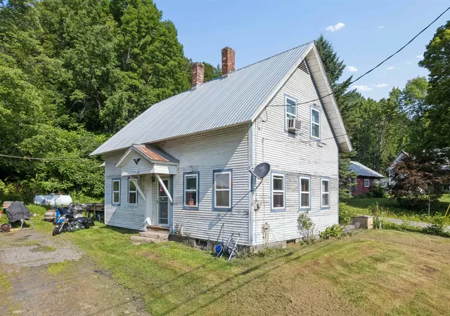Photo 1 of Sale Pending at 1021 Route 113, West Fairlee, VT 05083 | MLS# 5101956 | Listing updated on 2026-09-17