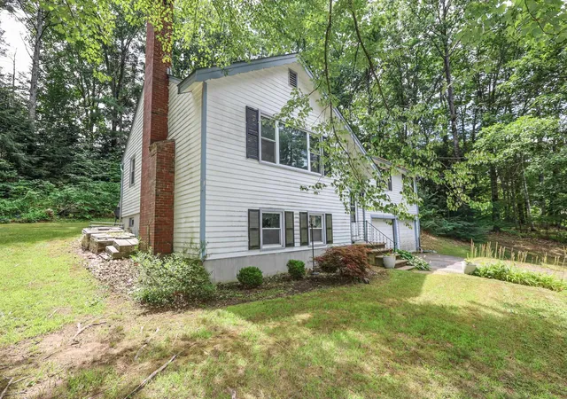 Photo 3 of Single family home for sale at 113 Currier Ave, Peterborough, NH 03458 | MLS# 5101973 | Listing updated on 2026-07-30