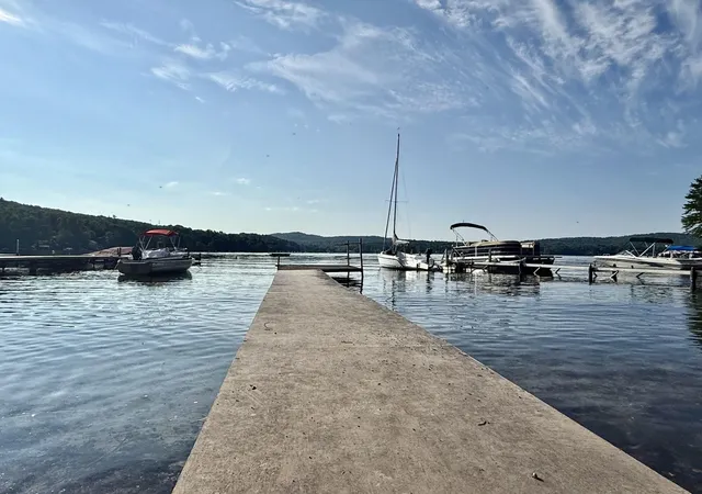 2nd image of 142 North Shore Rd, Spofford, NH 03462 | MLS# 5101977