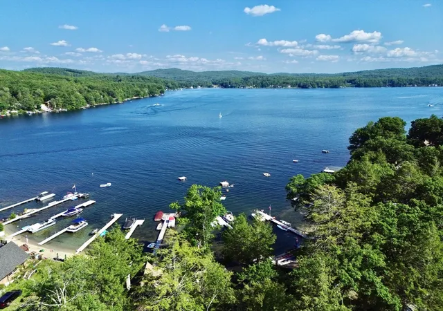 Photo 3 of Single family home for sale at 142 North Shore Rd, Spofford, NH 03462 | MLS# 5101977 | Listing updated on 2026-09-11