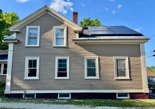 Photo 2 of Single family home for sale at 21 Linden St, Somersworth, NH 03878 | MLS# 5101988 | Listing updated on 2026-09-18