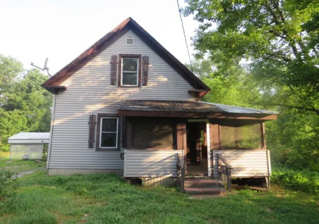 1st image of 81 Water St, Lancaster, NH 03584 | MLS# 5102019