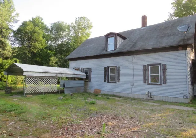 Photo 3 of Single family home for sale at 81 Water St, Lancaster, NH 03584 | MLS# 5102019 | Listing updated on 2026-07-31