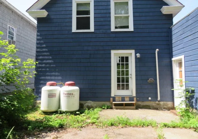 Photo 3 of Single family home for sale at 378 Madison Ave, Berlin, NH 03570 | MLS# 5102027 | Listing updated on 2026-09-01